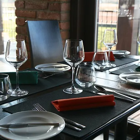 Rooms & Restaurace Na Jitrach Semice Exterior photo